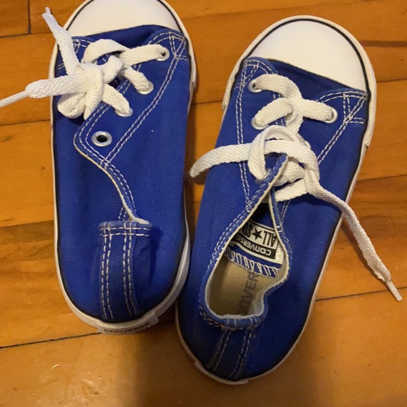 Converse - Picture 3 of 3